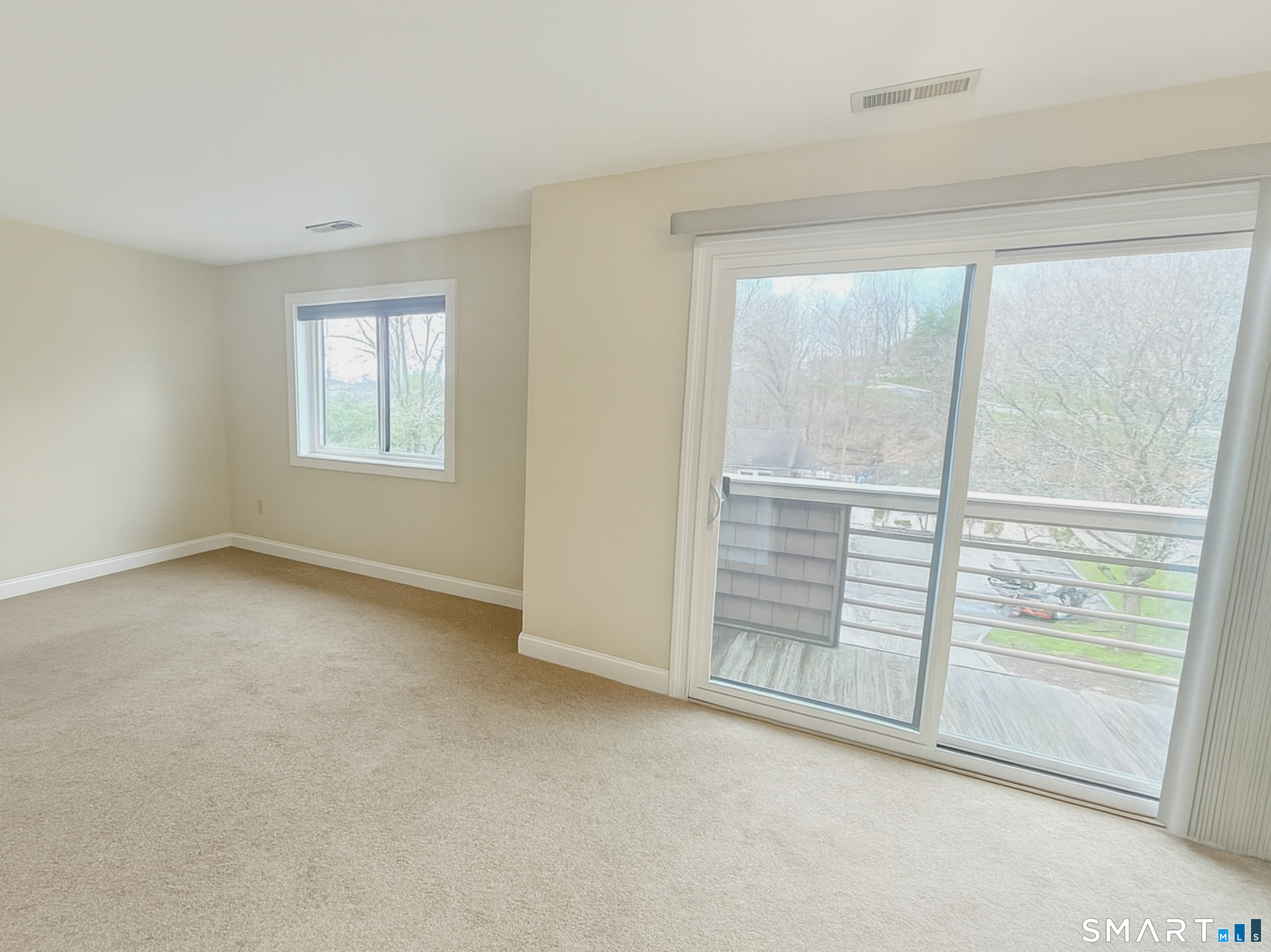 166 Old Brookfield Road, Unit 7A5 Danbury, CT 06811 - Photo 4 of 26