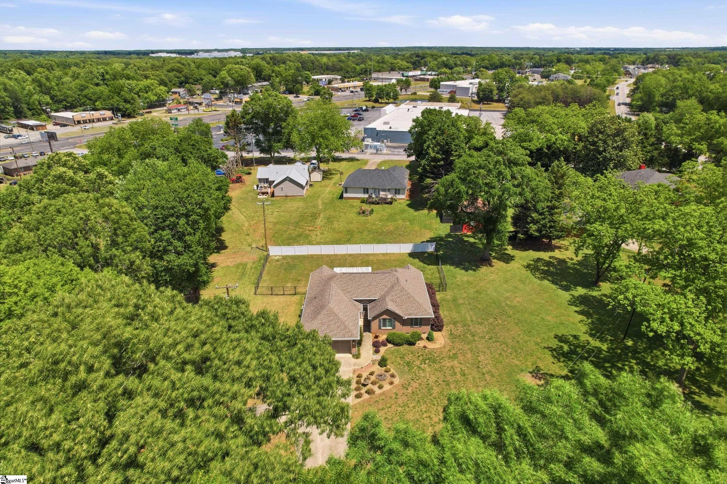202 Goodjoin Road Lyman, SC 29365 - Photo 34 of 39
