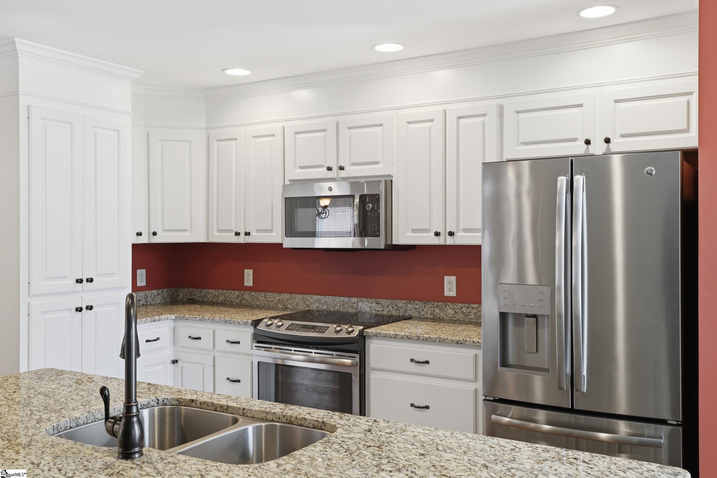 202 Goodjoin Road Lyman, SC 29365 - Photo 6 of 39