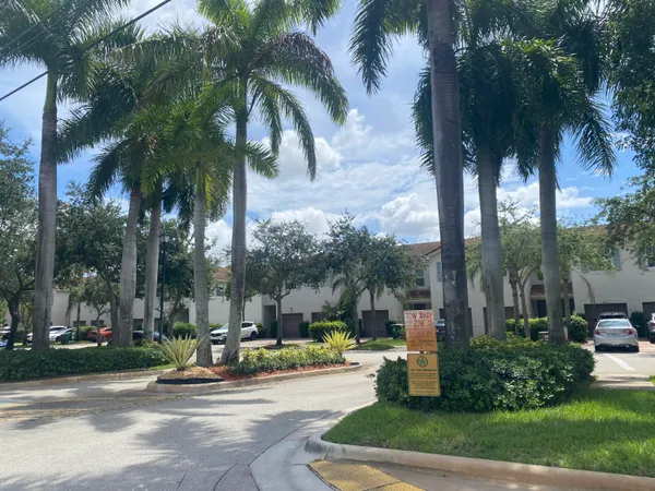 $2,600 | 8214 Prestige Commons Drive, Unit 8214, Tamarac, FL 33321