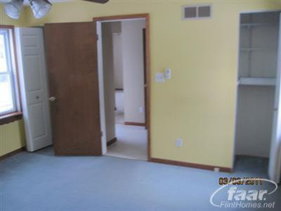 1869 Decker Road Walled Lake, MI 48390 - Photo 3 of 8 20124593-2.JPG