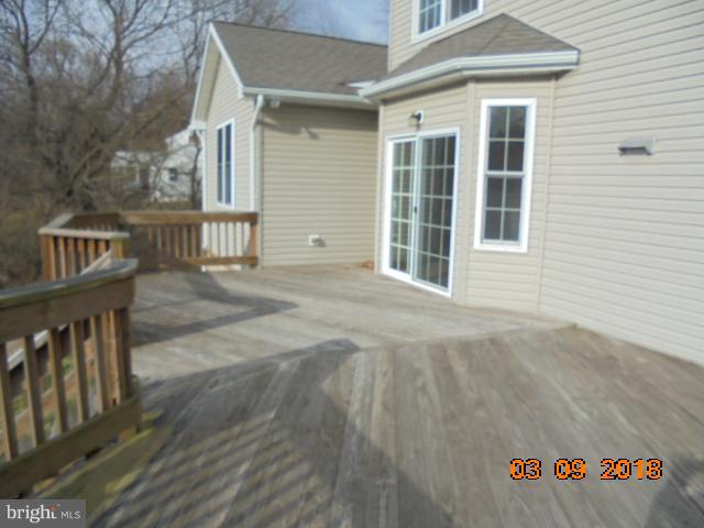 5265 Wentz Road Manchester, MD 21102 - Photo 6 of 30 Exterior (Rear)