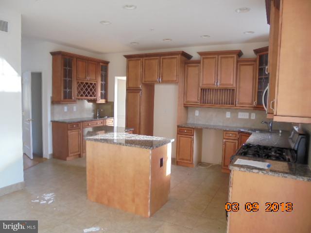 5265 Wentz Road Manchester, MD 21102 - Photo 9 of 30 Kitchen