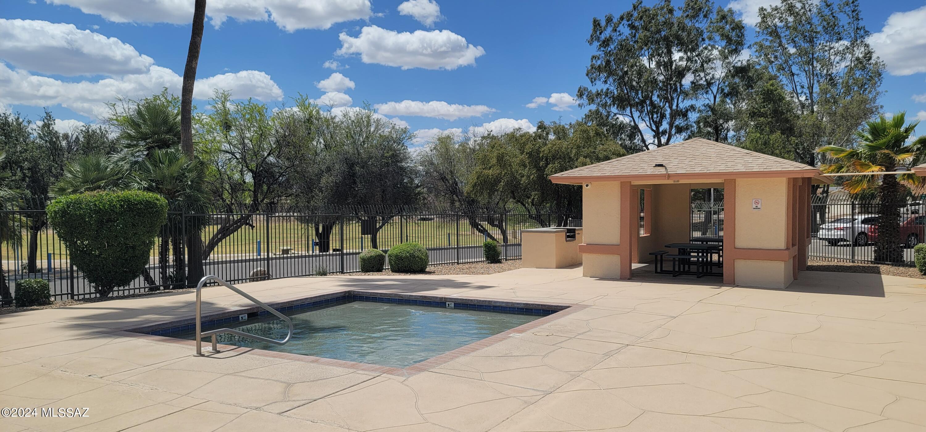 5881 North Moonbrook Road Tucson, AZ 85741 - Photo 28 of 28 Gallery Image 28