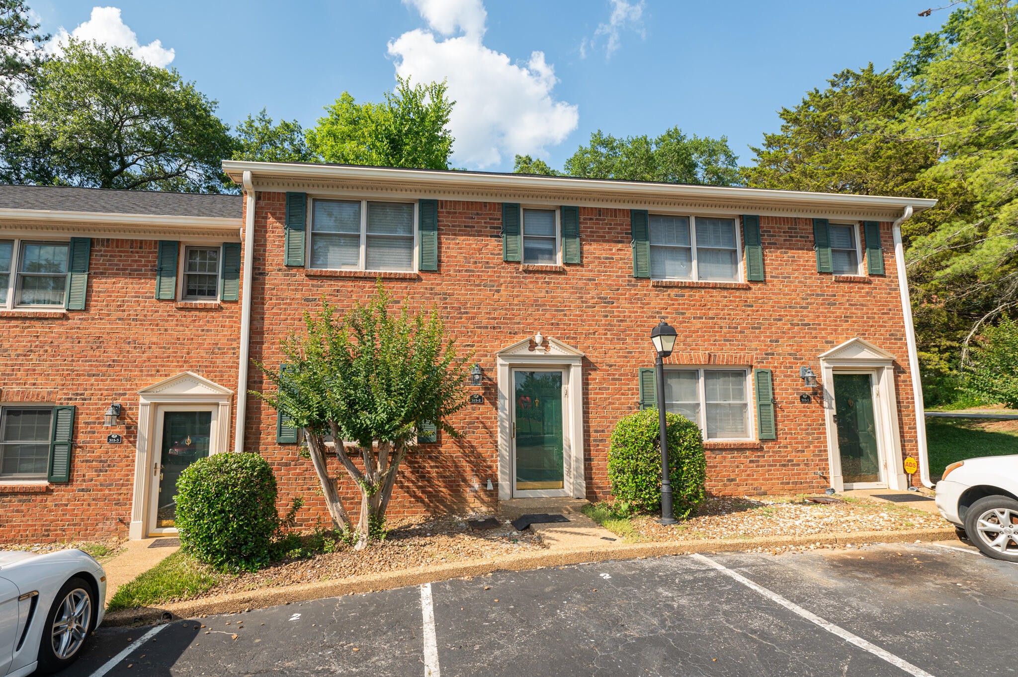 315 McBrien Road Chattanooga, TN 37411 - Photo 1 of 11