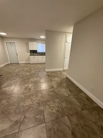 $1,800 | 1231 West River Drive, Unit 14, Margate, FL 33063