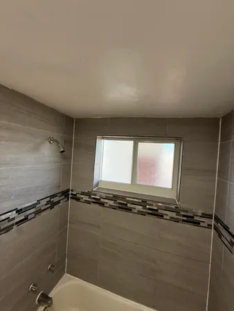 $1,800 | 1231 West River Drive, Unit 14, Margate, FL 33063