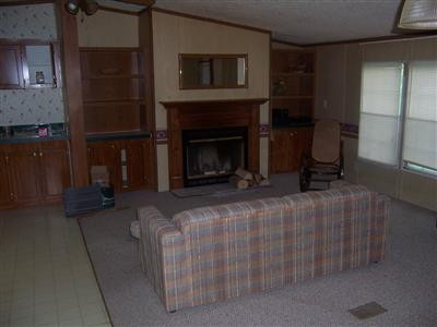 125 Creek Road Lancaster, KY 40444 - Photo 7 of 13 Family room w/ fireplace