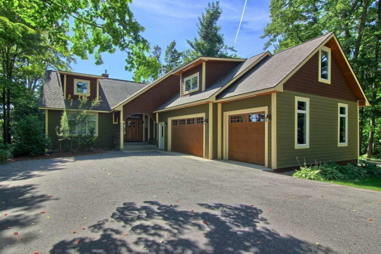 9403 North Long Lake Road Traverse City, MI 49685 - Photo 12 of 62 IMG_1222-HDR(6)-1280