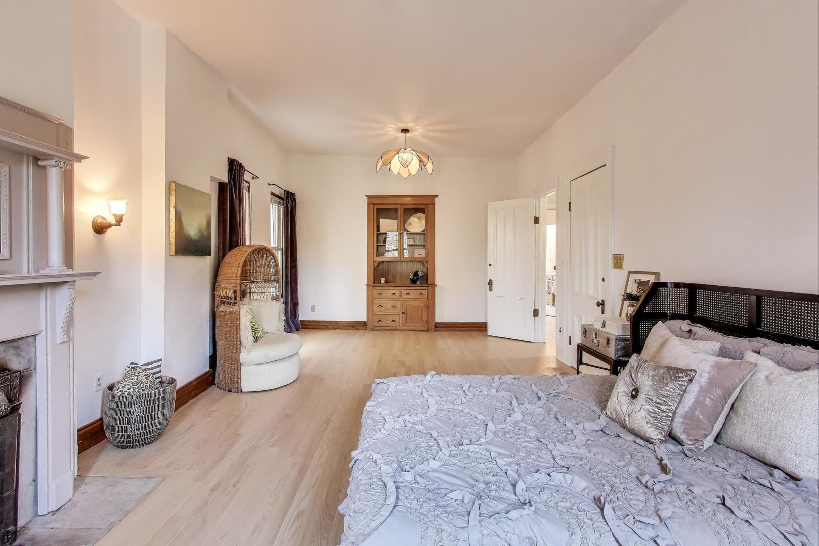 1951 West Evergreen Avenue Chicago, IL 60622 - Photo 16 of 29