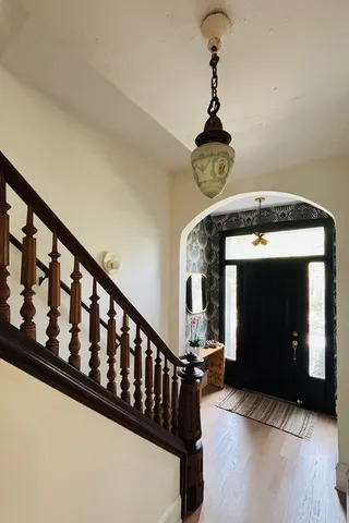 $1,300,000 | 1951 West Evergreen Avenue, Chicago, IL 60622