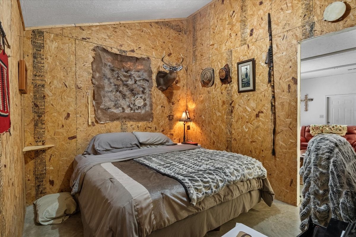 100 Croff Lane McEwen, TN 37101 - Photo 21 of 63 a bedroom with a bed and a window