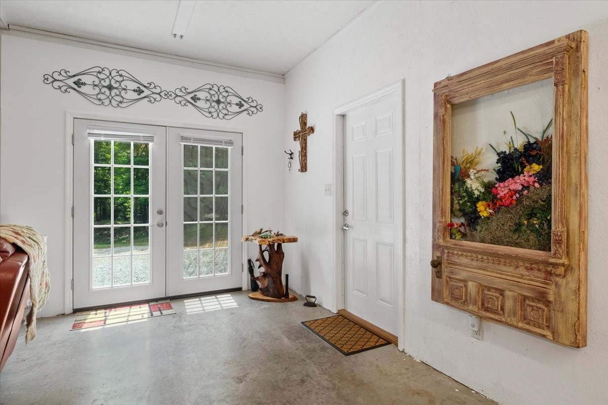 100 Croff Lane McEwen, TN 37101 - Photo 6 of 63