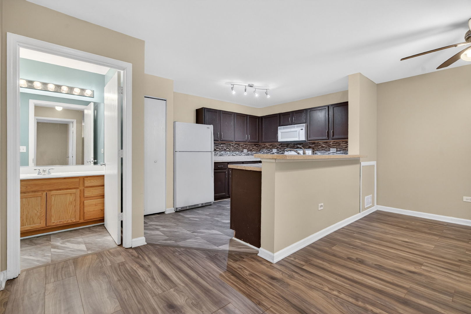 1628 McClure Road Aurora, IL 60505 - Photo 15 of 31