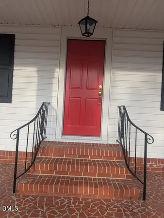 $1,400 | 2387 Keen Road, Four Oaks, NC 27524