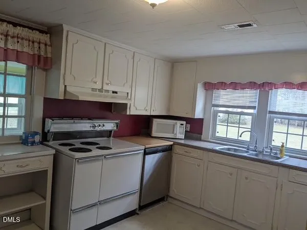 $1,400 | 2387 Keen Road, Four Oaks, NC 27524