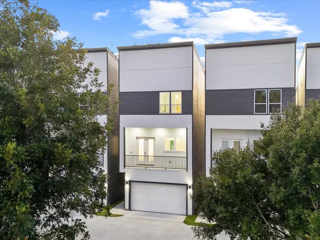 $339,990 | 6631 Katarani Drive, Houston, TX 77091