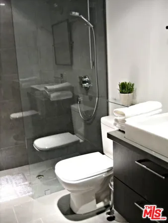 $5,350 | 4125 1/2 Huron Avenue, Culver City, CA 90232