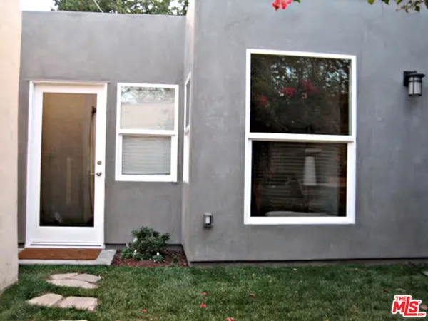 $5,350 | 4125 1/2 Huron Avenue, Culver City, CA 90232