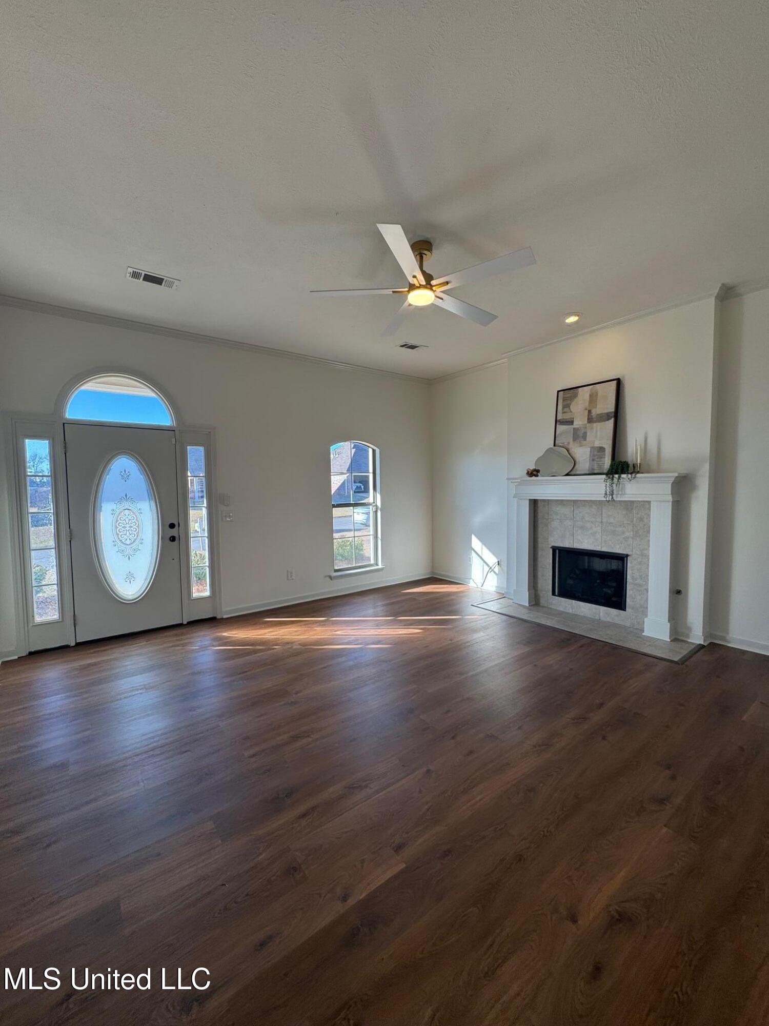 106 Ash Ridge Place Pearl, MS 39208 - Photo 2 of 27 IMG_6827