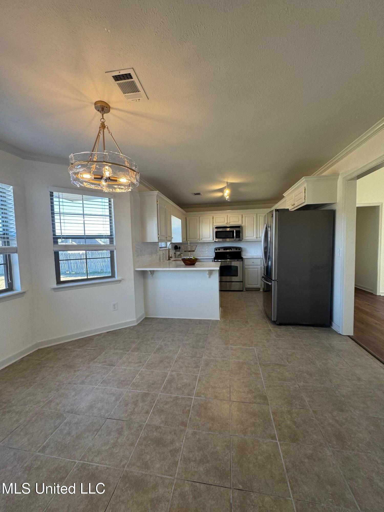 106 Ash Ridge Place Pearl, MS 39208 - Photo 6 of 27 IMG_6832