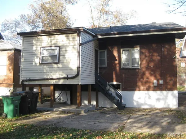 $174,900 | 6304 Cabanne Avenue, University City, MO 63130