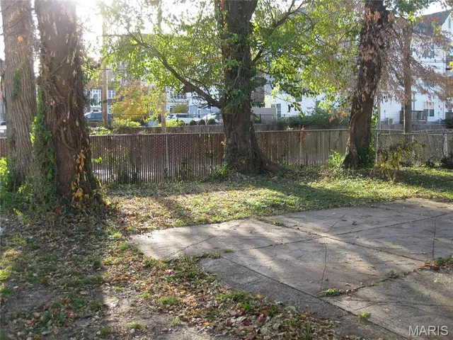 $179,900 | 6304 Cabanne Avenue, University City, MO 63130