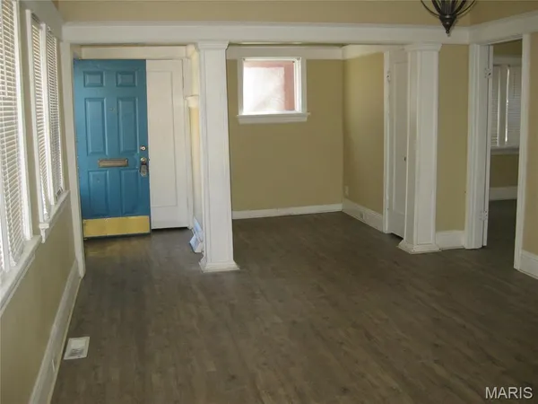 $174,900 | 6304 Cabanne Avenue, University City, MO 63130