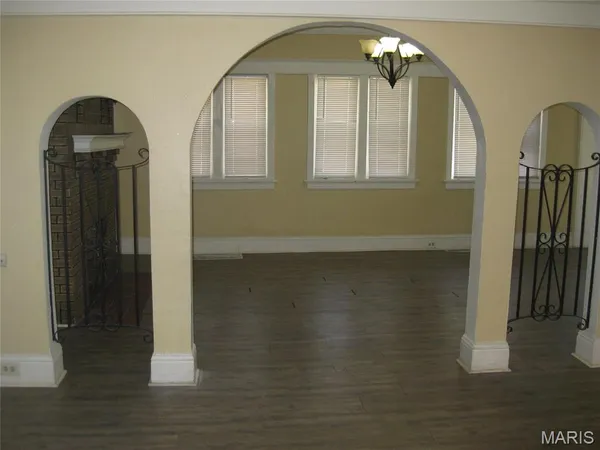 $174,900 | 6304 Cabanne Avenue, University City, MO 63130