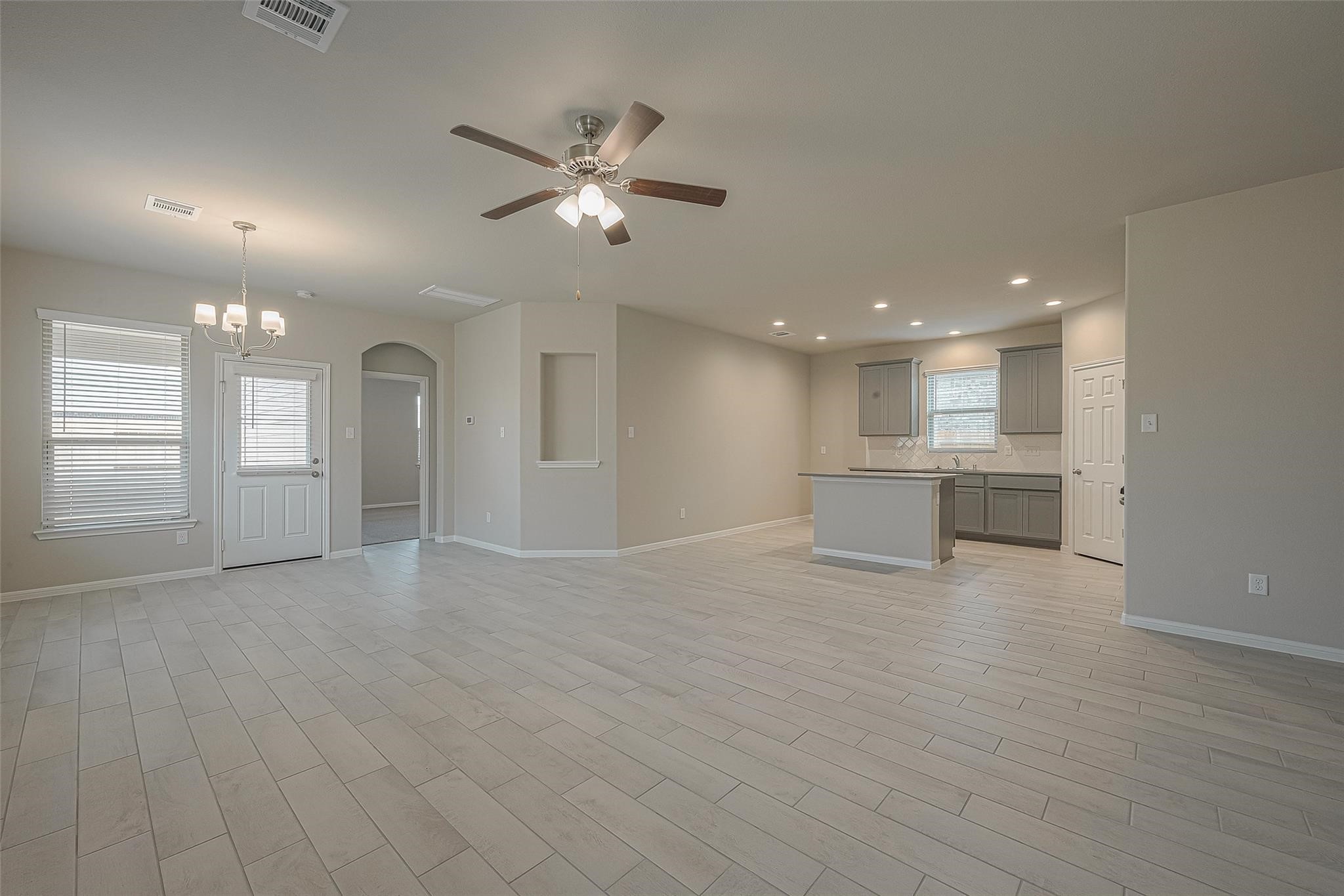 13326 Prado Rdg Lane Iowa Colony, TX 77583 - Photo 5 of 41