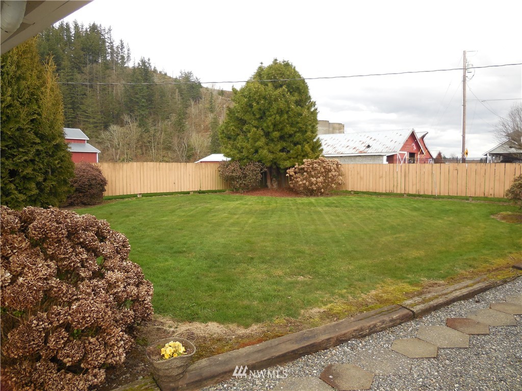 10641 Peter Anderson Road Burlington, WA 98233 - Photo 5 of 21 Gallery Image 5