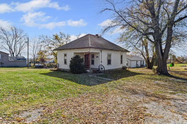 $140,000 | 11816 Orange Street, Clarks Hill, IN 47930