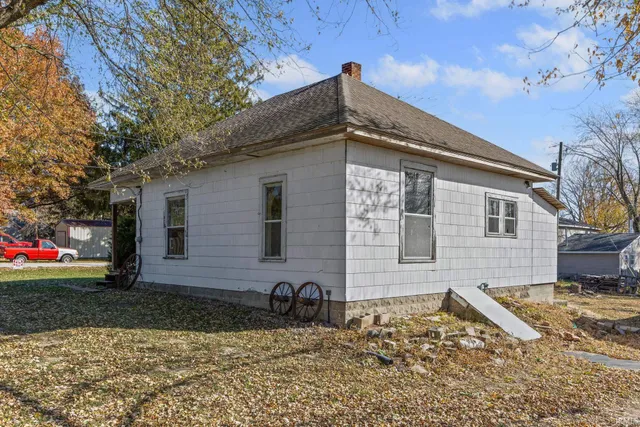 $140,000 | 11816 Orange Street, Clarks Hill, IN 47930