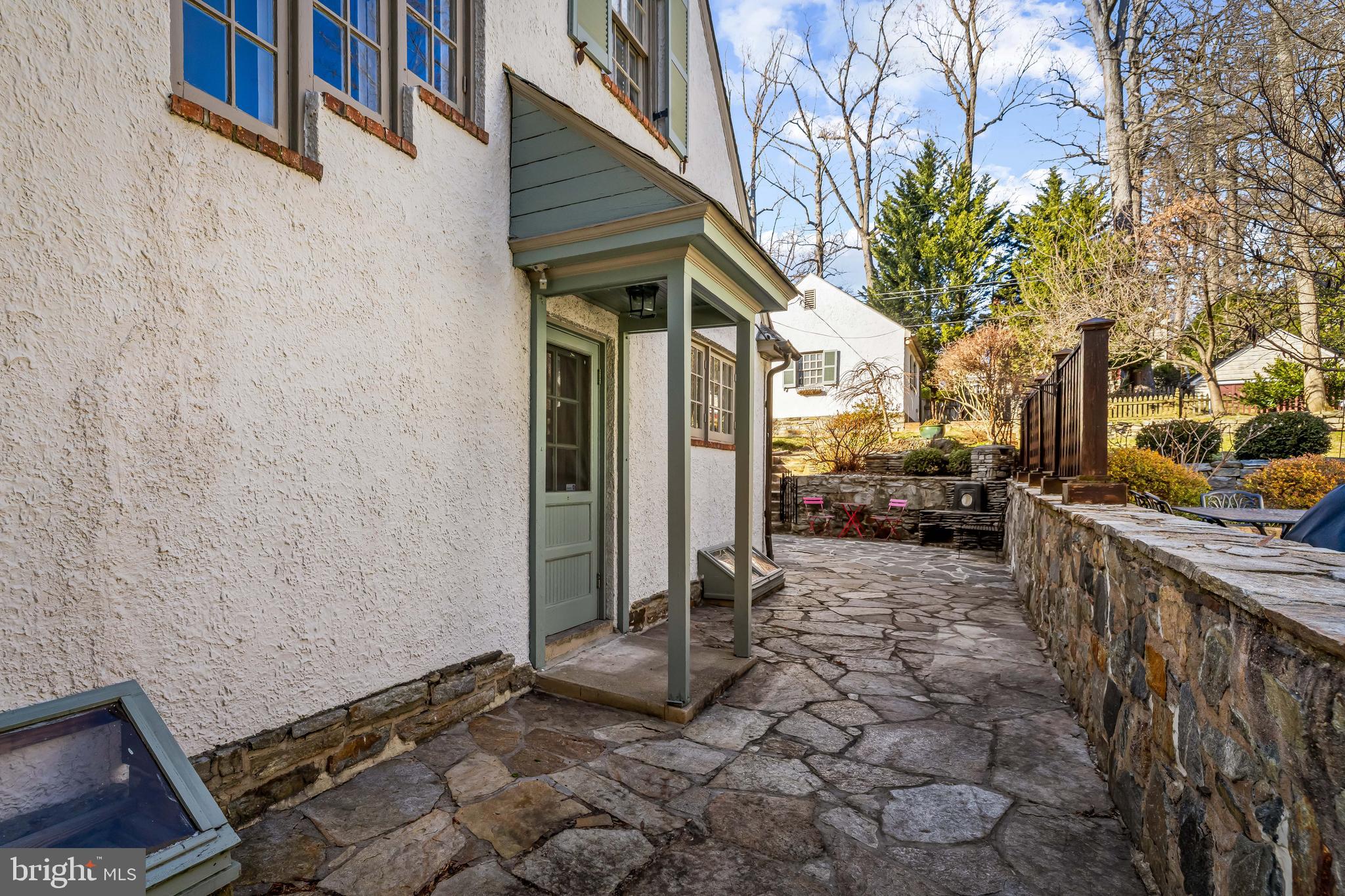 316 Tunbridge Road Baltimore, MD 21212 - Photo 4 of 47