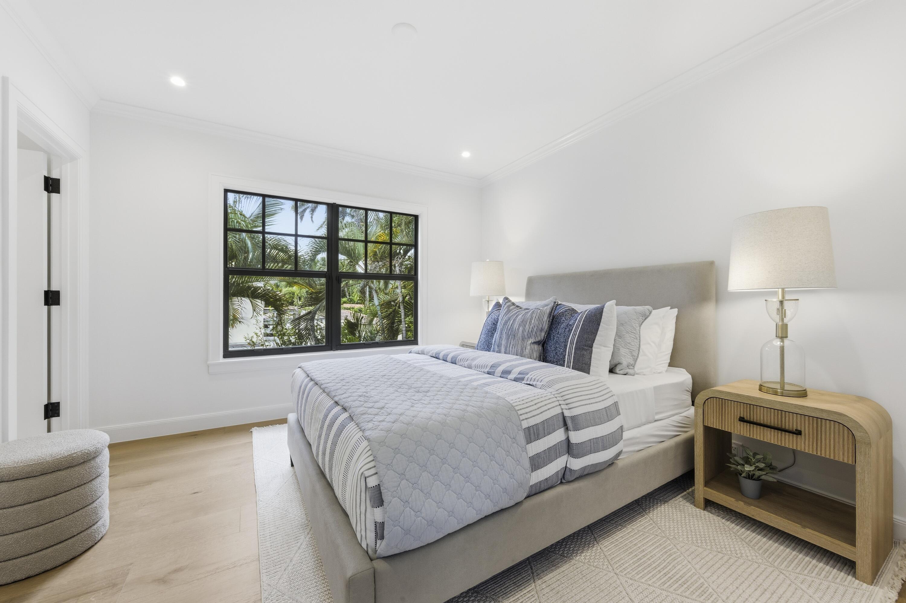 201 Murray Road West Palm Beach, FL 33405 - Photo 24 of 43 2ND FLR - GUEST SUITE 2