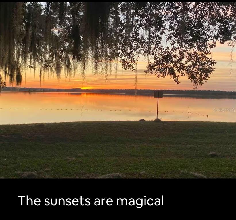 25235 142nd Lane Northeast, Unit 185 Fort McCoy, FL 32134 - Photo 18 of 49 a view of an ocean