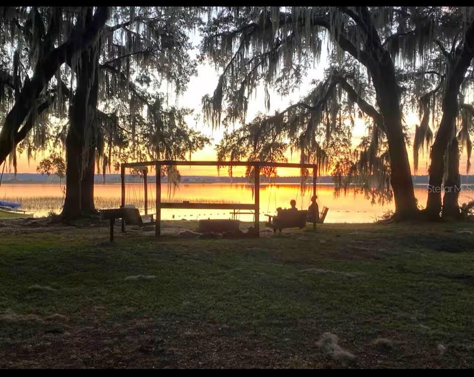 25235 142nd Lane Northeast, Unit 185 Fort McCoy, FL 32134 - Photo 19 of 49 a view of an outdoor space