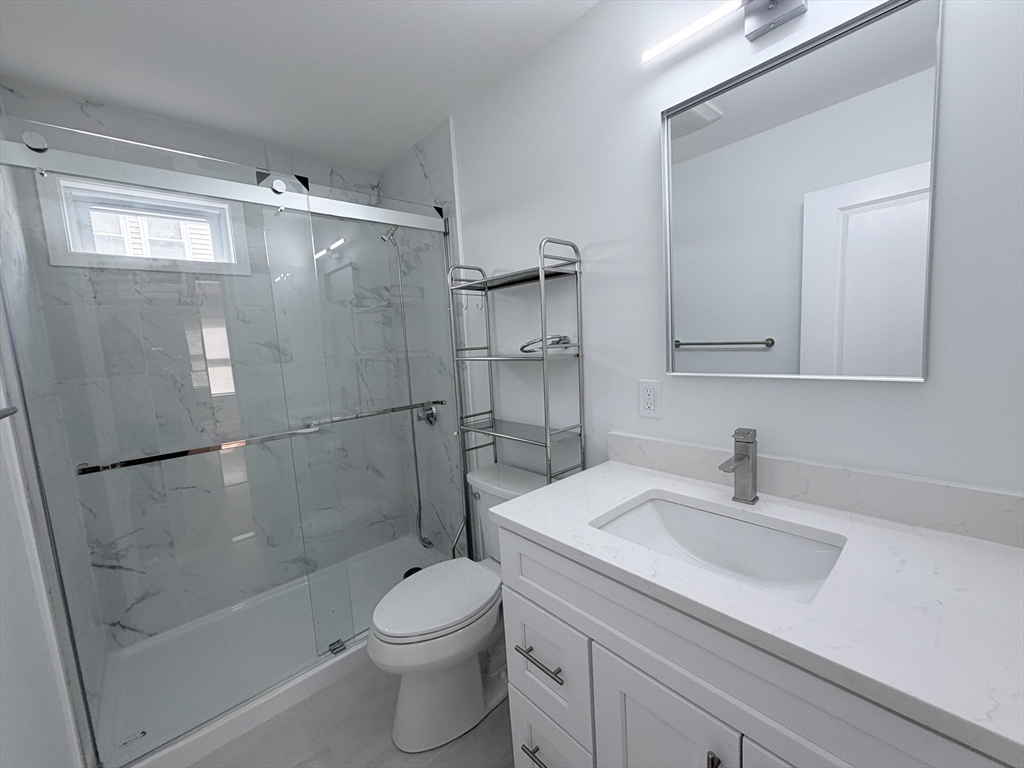 29-31 Bay State Road, Unit 29 Quincy, MA 02171 - Photo 4 of 11