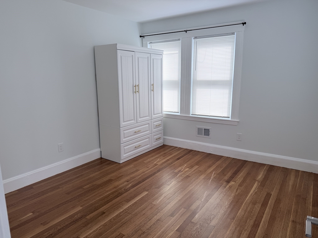 29-31 Bay State Road, Unit 29 Quincy, MA 02171 - Photo 6 of 11