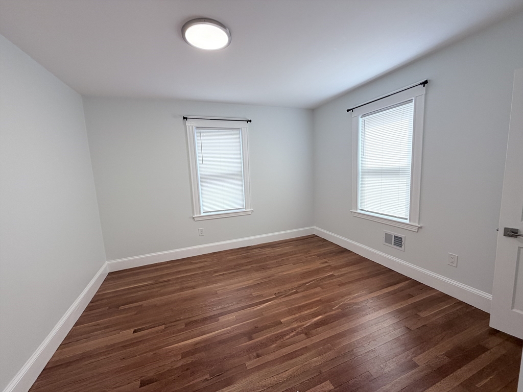 29-31 Bay State Road, Unit 29 Quincy, MA 02171 - Photo 10 of 11