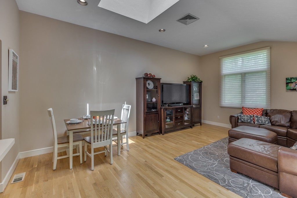 55 Evelyn Road Needham, MA 02494 - Photo 10 of 24 Gallery Image 10