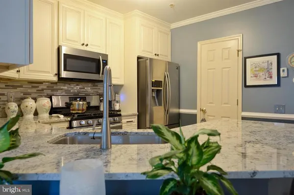 $2,800 | 12619 Fair Crest Court, Unit 110, Fairfax, VA 22033