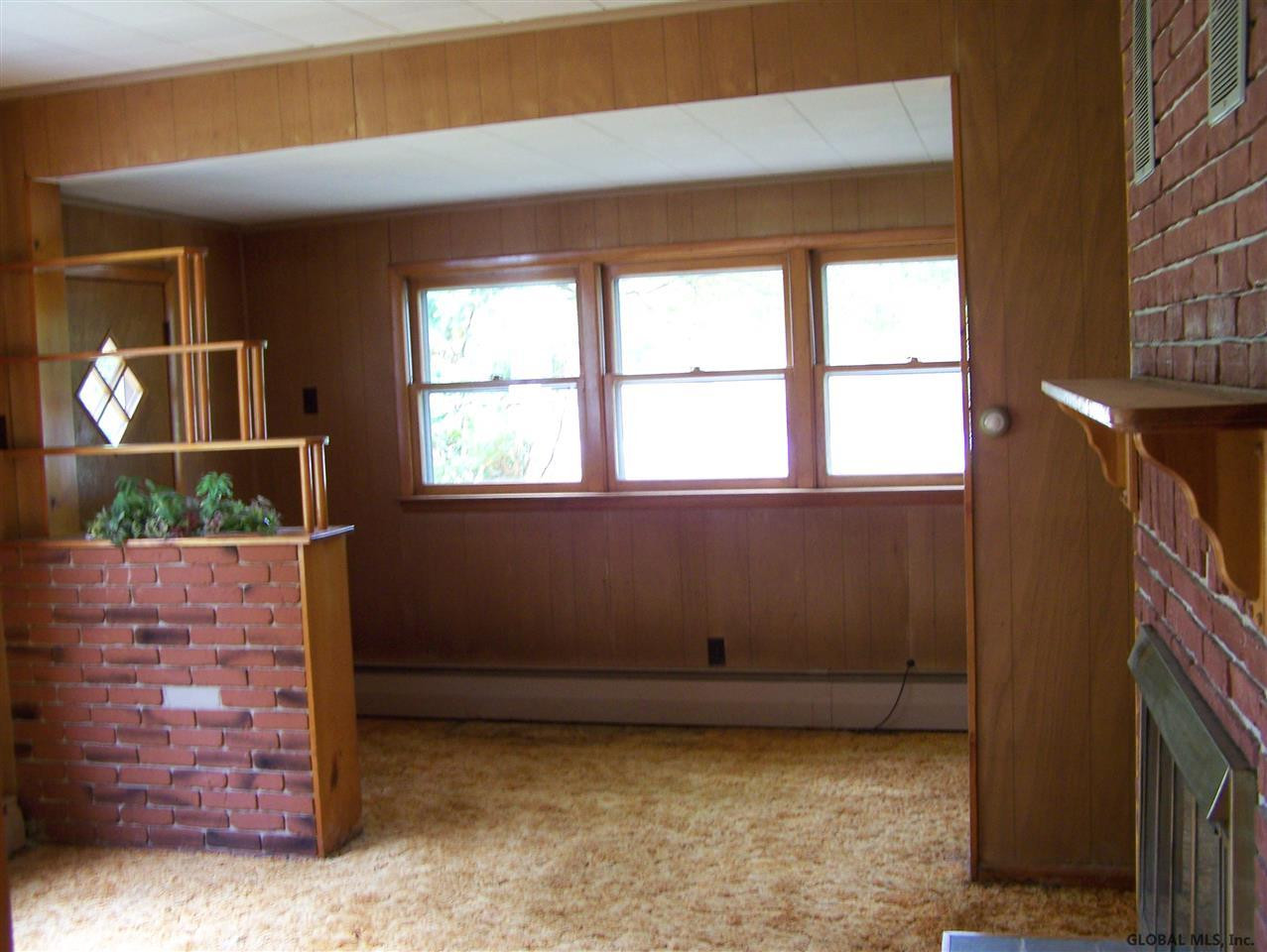 408 Crook's Grove Road Milton, NY 12020 - Photo 3 of 24 Photo 3