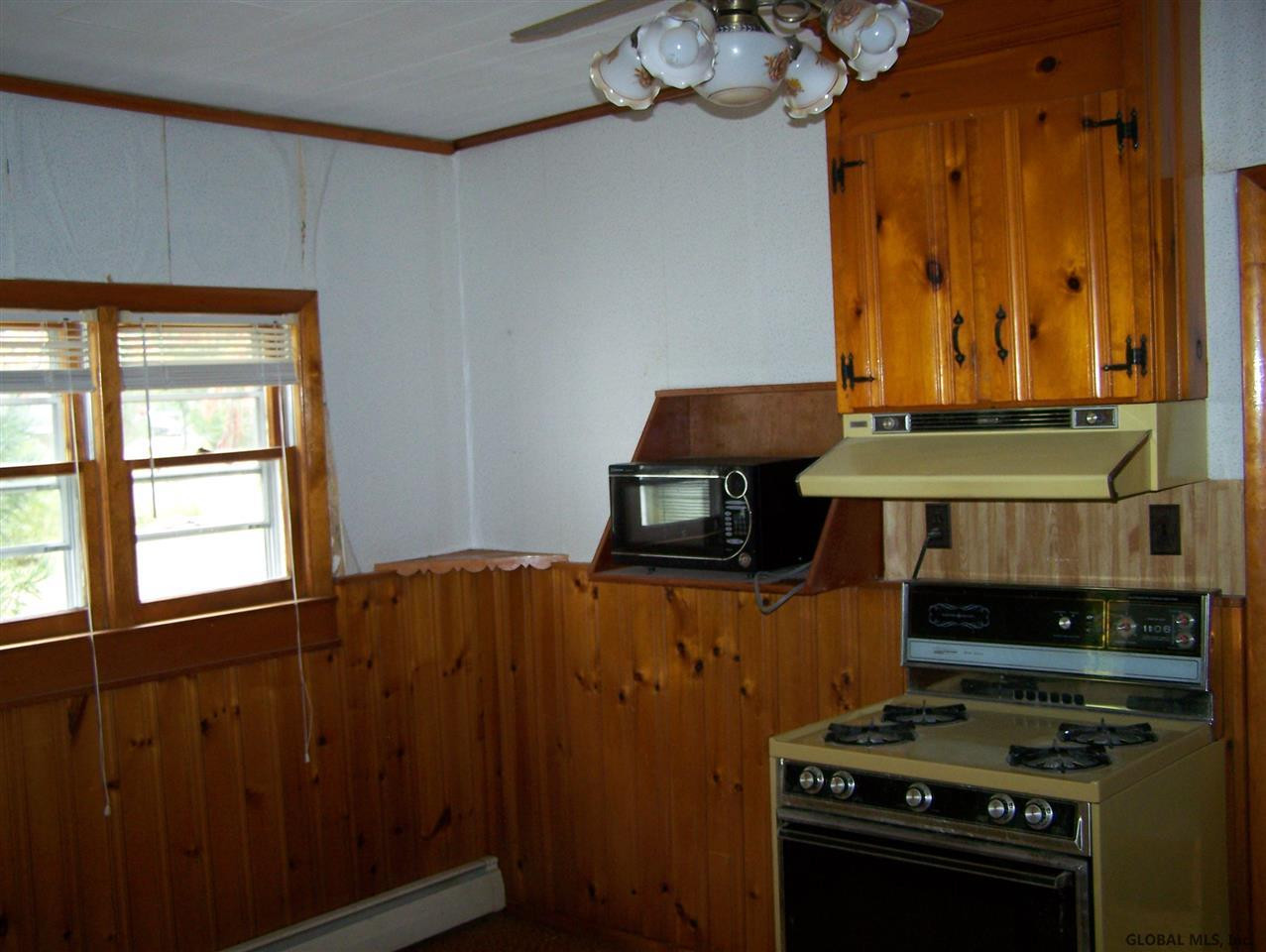 408 Crook's Grove Road Milton, NY 12020 - Photo 9 of 24 Photo 9