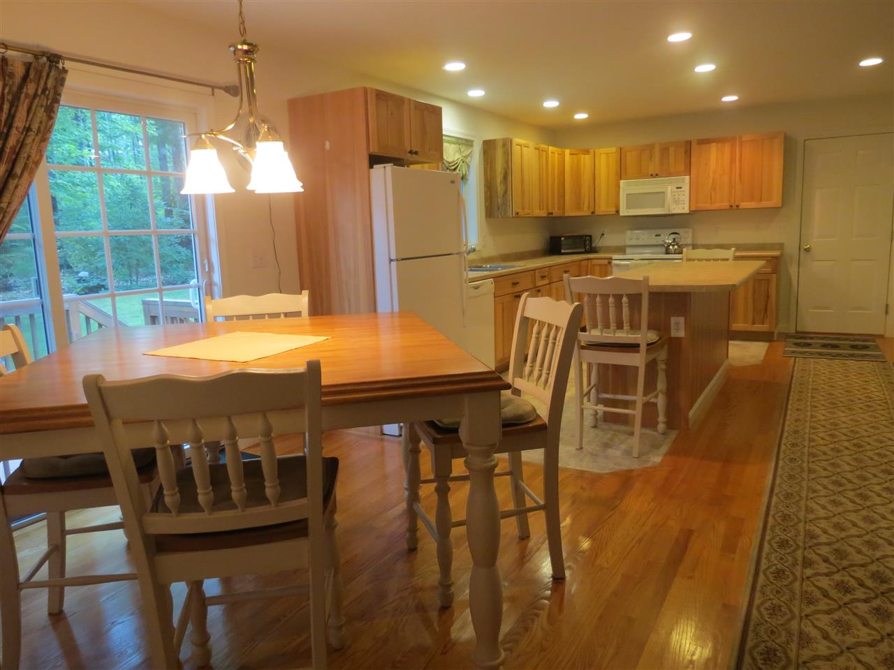231 Lowell Street Rochester, NH 03867 - Photo 4 of 22