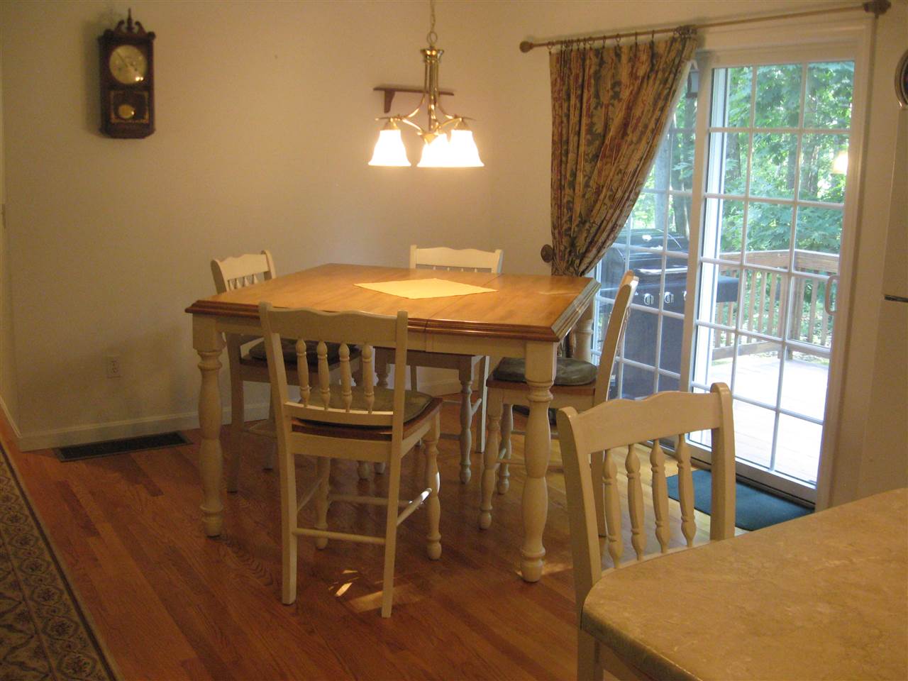 231 Lowell Street Rochester, NH 03867 - Photo 5 of 22