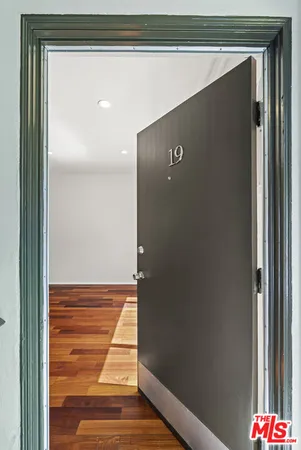 $1,895 | 1235 North Harper Avenue, Unit 19, West Hollywood, CA 90046