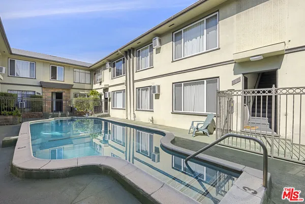 $1,895 | 1235 North Harper Avenue, Unit 19, West Hollywood, CA 90046
