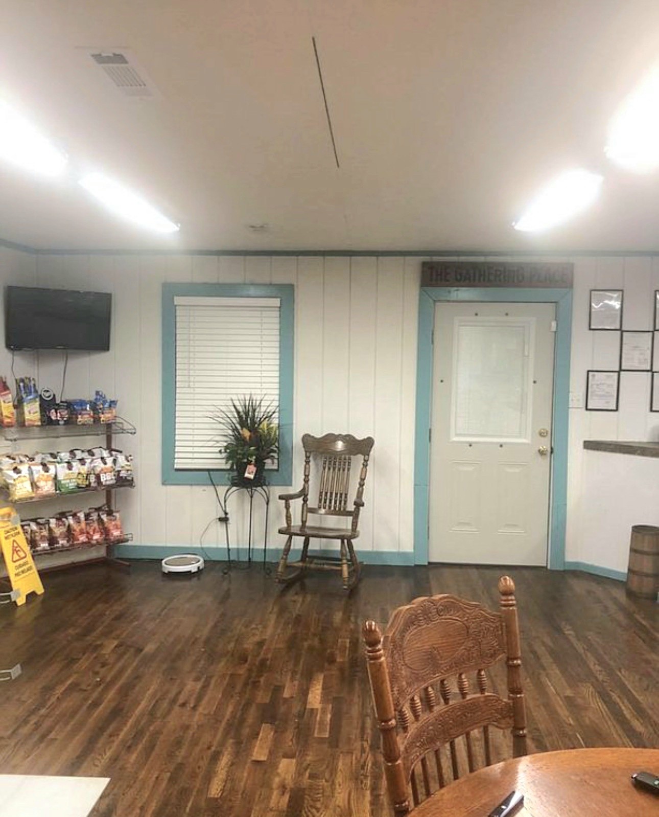 7089 Short Mountain Road McMinnville, TN 37110 - Photo 17 of 36 a bedroom with furniture and a wooden floor