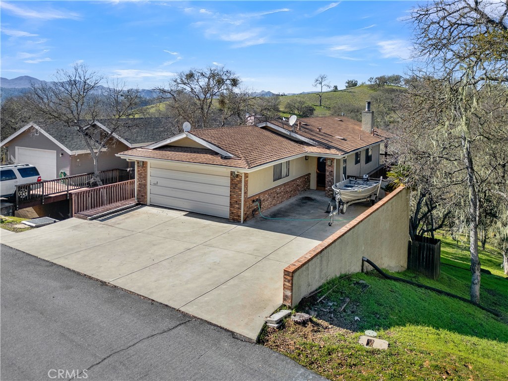 2471 Captains Walk Bradley, CA 93426 - Photo 31 of 42 a front view of a house with a yard